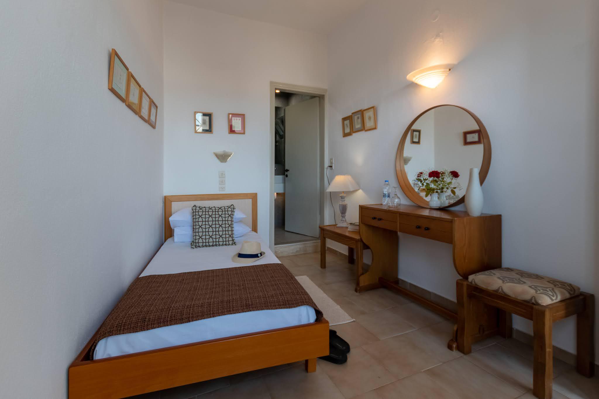 Dedalos Hotel Malia Exterior foto