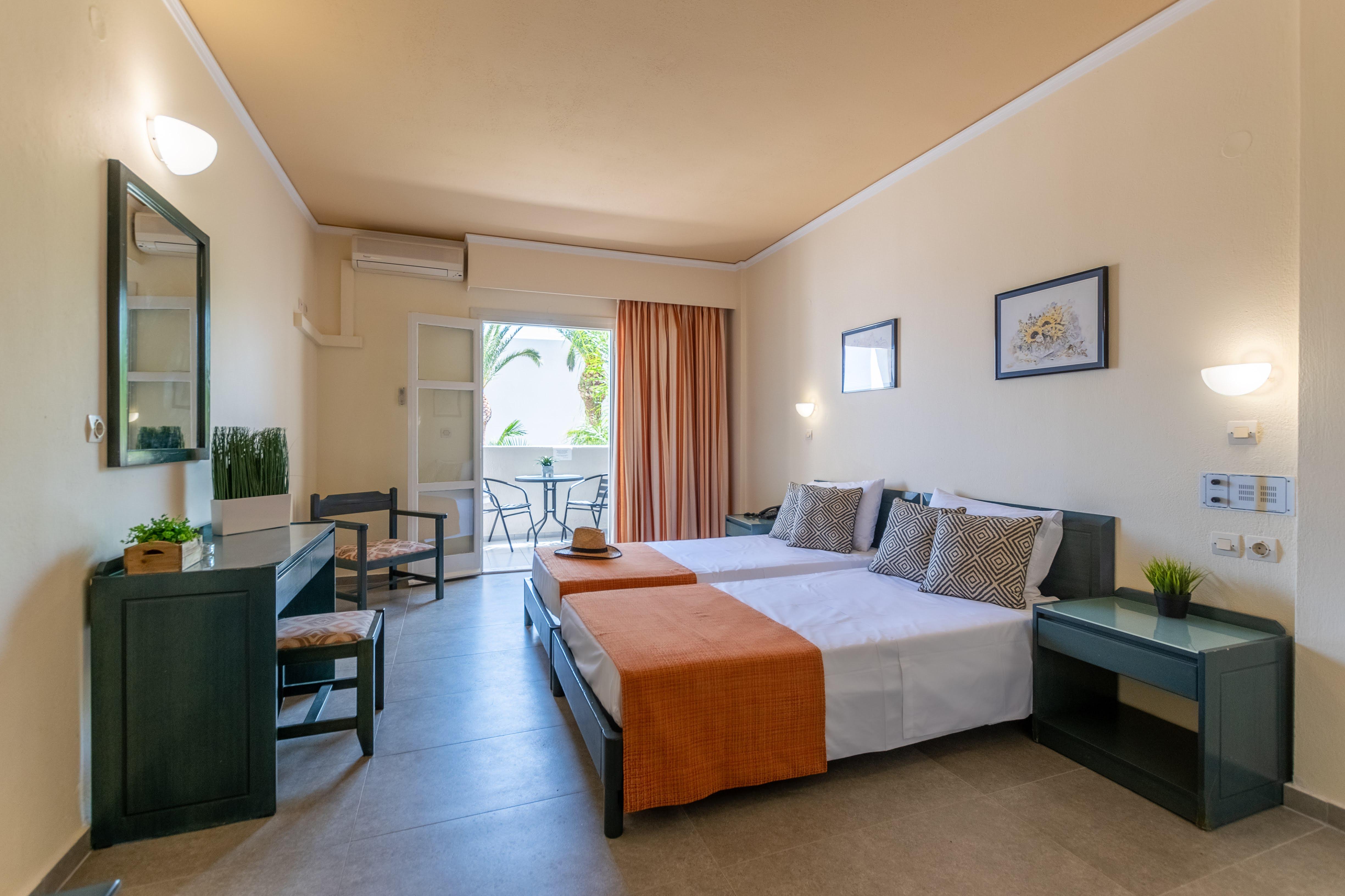 Dedalos Hotel Malia Exterior foto